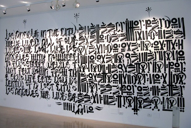 chaz-bojorquez-retna-follow-line
