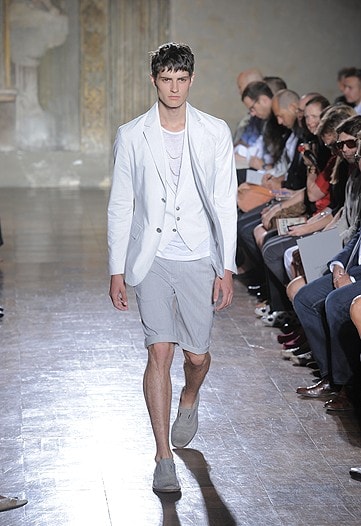 john-varvatos-2010-spring-rtw-collection