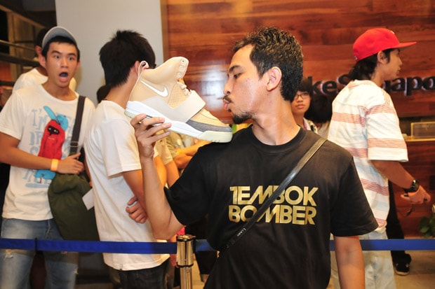 nike-air-yeezy-singapore-launch