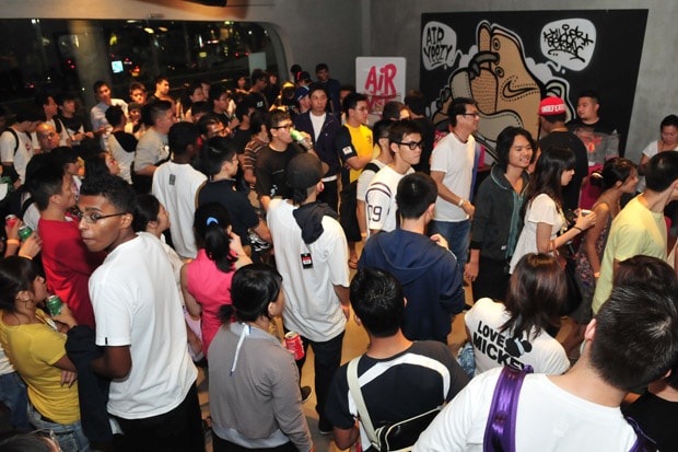 nike-air-yeezy-singapore-launch