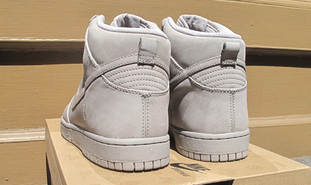 nike-dunk-hi-supreme-all-grey-sneakers