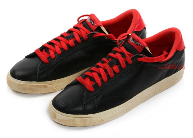 nike-sportswear-tennis-classic-vintage