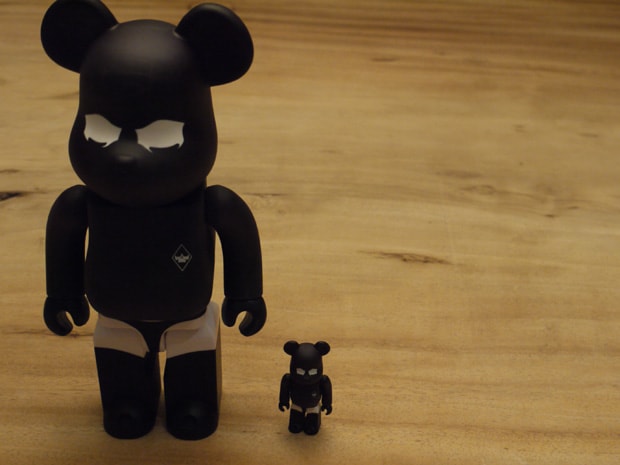 surrender-medicom-toy-bearbrick-100-400