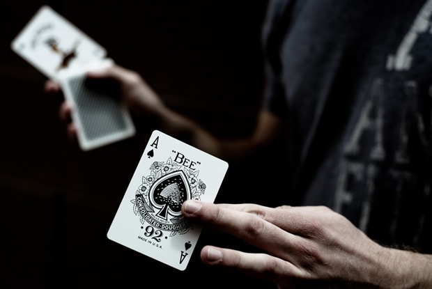 Theory11 Bee Stingers Playing Cards