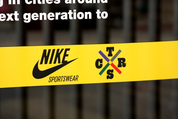 undefeated-nike-sportswear-ctrs-sneaker