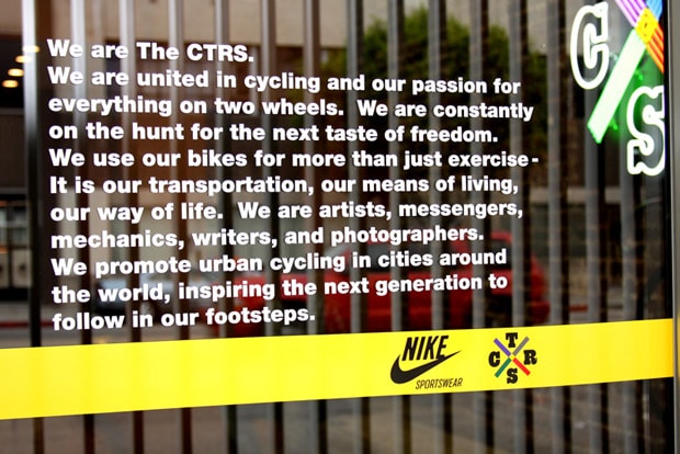 undefeated-nike-sportswear-ctrs-sneaker