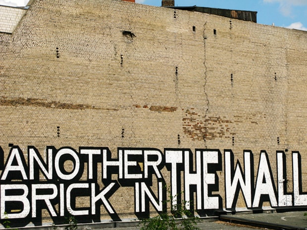 above-bridge-divide-berlin-wall-20th-anniversary
