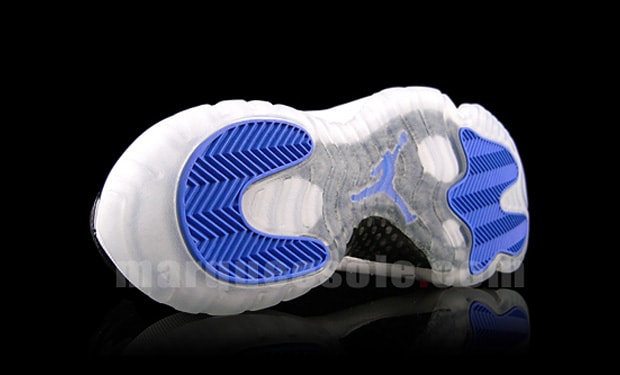 air-jordan-xi-11-concord-2009-retro