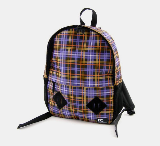base-control-plaid-messenger-bag-backpack