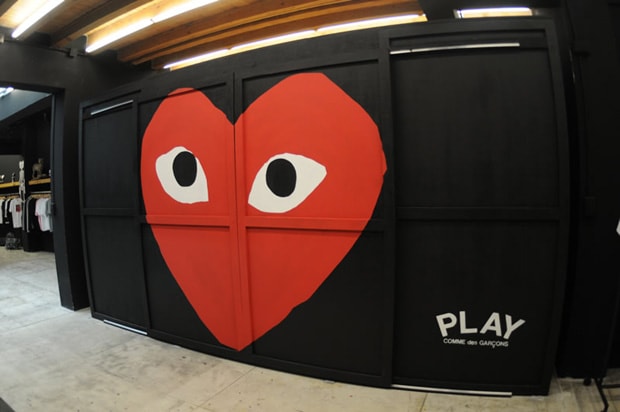 play-comme-des-garcons-headquarter-mexico