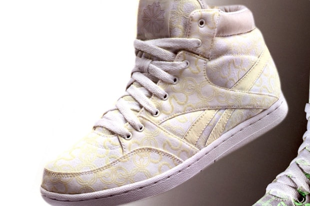 reebok-feride-uslu-courtnee-mid-ss-2010