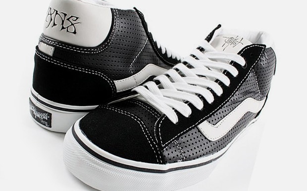 rick-griffin-vans-vault-2009-sneakers