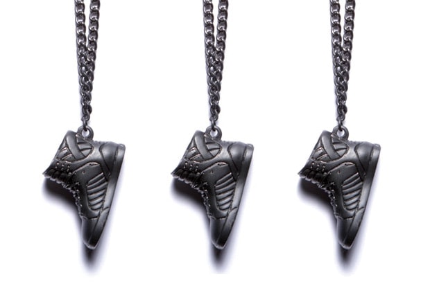 supra-skytop-necklace