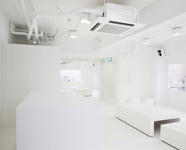 white-mountaineering-flagship-store