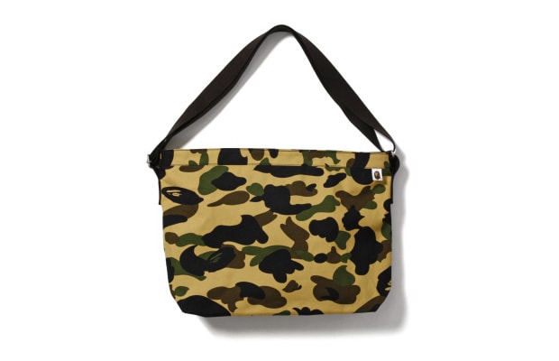 a-bathing-ape-camouflage-bags