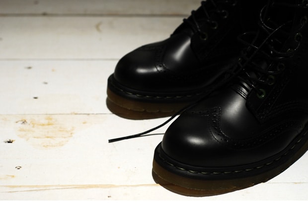 izzue-dr-martens-1460