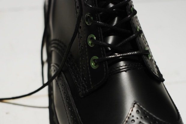 izzue-dr-martens-1460