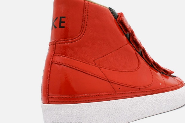 nike-sportswear-blazer-ac-high-red-velcro