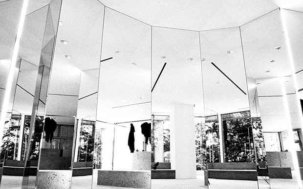 rick-owens-tokyo-store