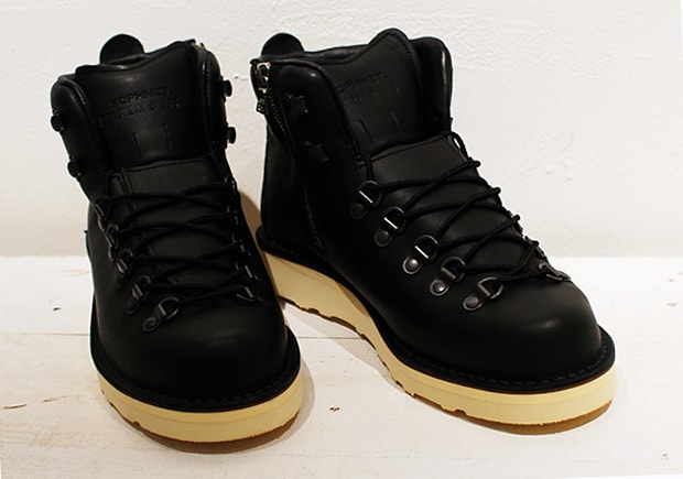 sophnet-danner-mountain-light