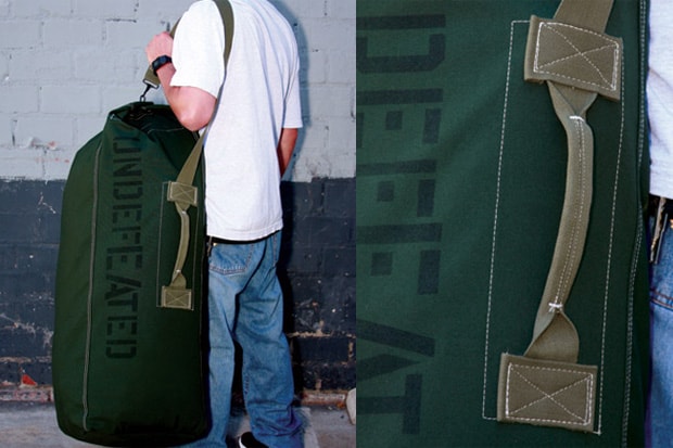 undefeated-top-load-duffle-bag
