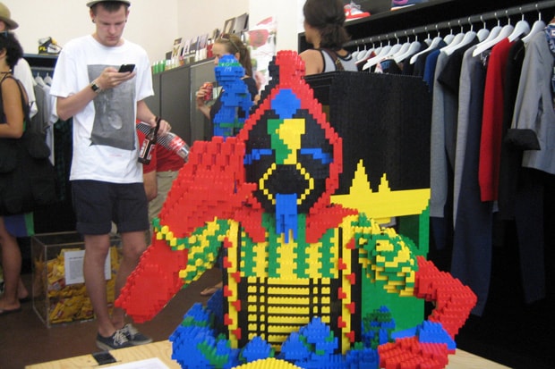 wood-wood-lego-brickism