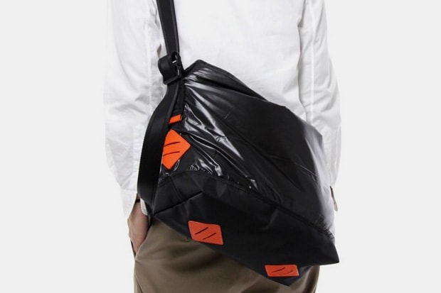 beams-property-of-shoulder-bag