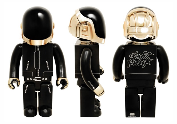 daft-punk-silly-thing-1000-kubrick-set-closer-look