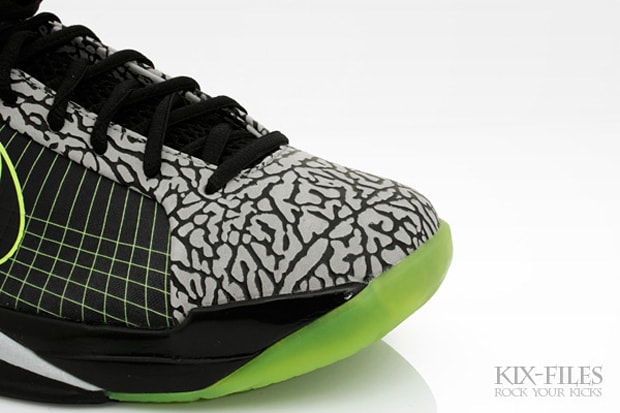 dj-clark-kent-nike-112-hyperdunk-supreme
