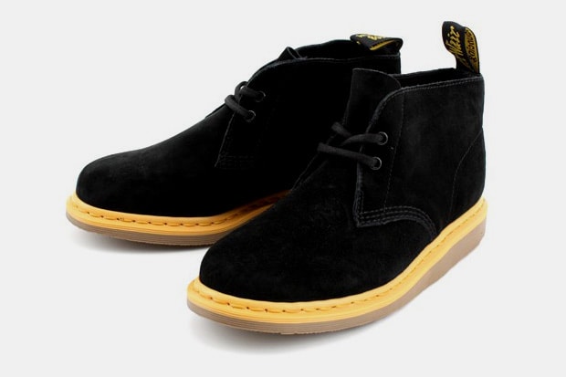 dr-martens-2009-fall-winter-1461-3eye-manton