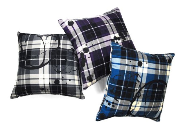 futura-laboratories-flannel-plaid-cushion