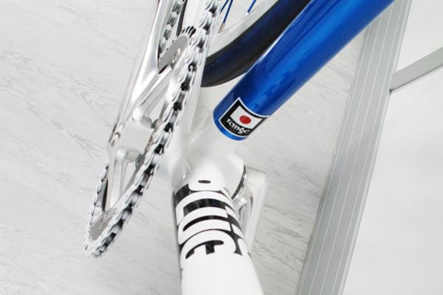 griffin-charge-bikes-the-plug-fixed-gear-bike