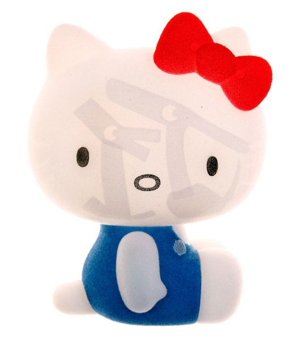 hello-kitty-caperino-peperone-vinyl-toy