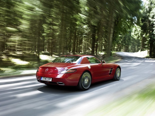 mercedes-benz-2010-sls-amg