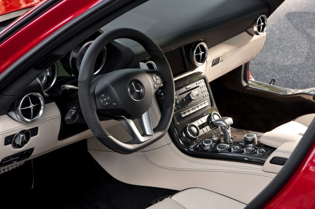 mercedes-benz-2010-sls-amg