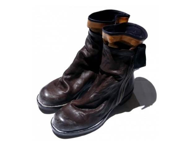 mihara-yasuhiro-2009-fall-left-right-footwear