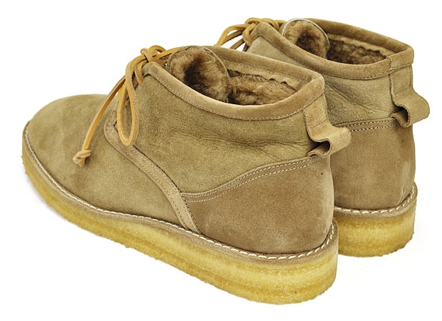 mug-mouton-desert-boots