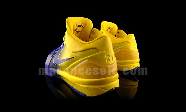 nike-zoom-kobe-iv-4-rings-quickstrike