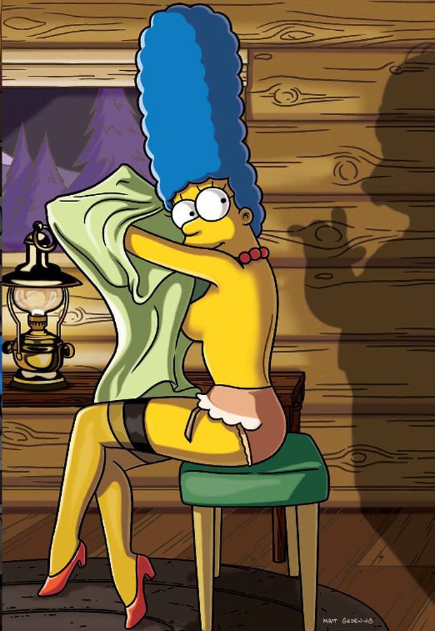 marge-simpson-playboy-magazine