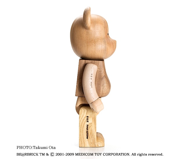 more-trees-karimoku-medicom-toy-400-bearbrick