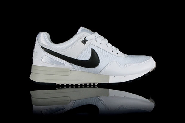 nike-air-pegasus-89-white-black
