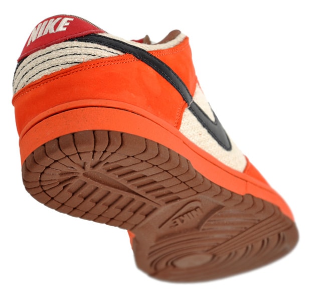 nike-sb-dunk-low-orange-black