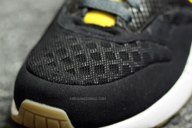 nike-sportswear-2010-spring-air-maxim-1-torch