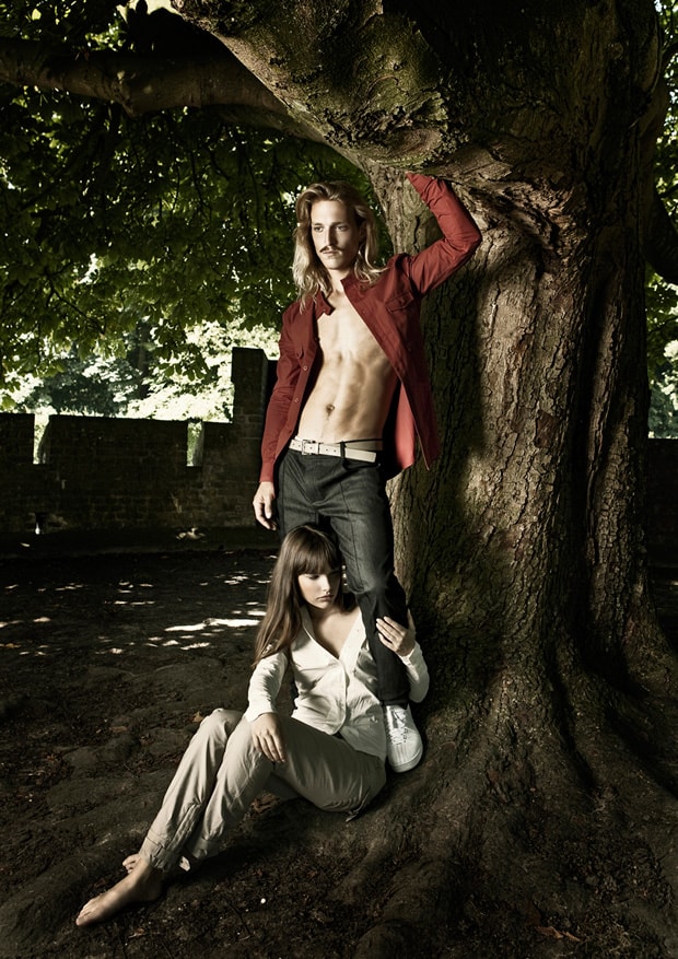 OntFront 2010 Spring/Summer Lookbook