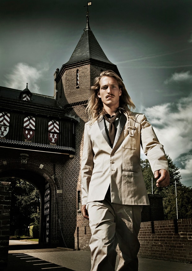 OntFront 2010 Spring/Summer Lookbook