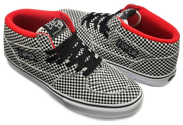 supreme-vans-2009-old-skool-half-cab