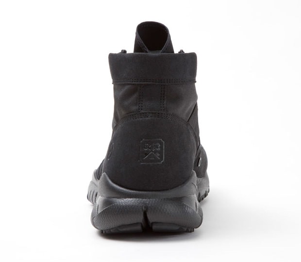 uniform-experiment-nike-soph-special-force-boots-bag