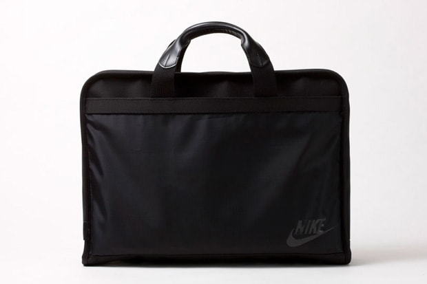 uniform-experiment-nike-soph-special-force-boots-bag