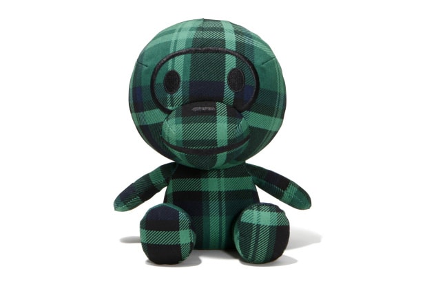 a-bathing-ape-bape-bapecheck-baby-milo-toy