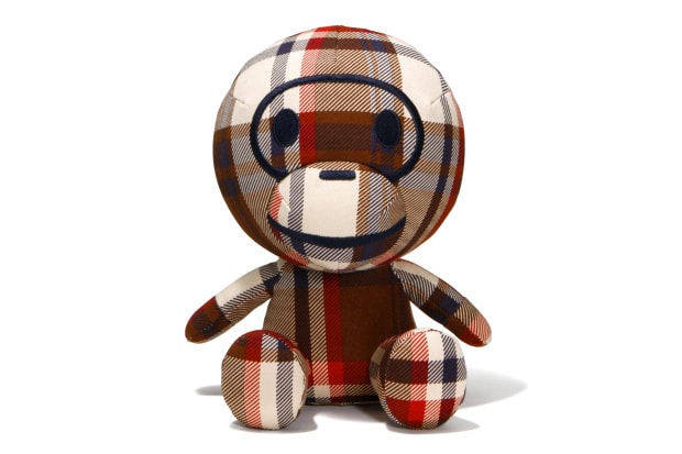 a-bathing-ape-bape-bapecheck-baby-milo-toy